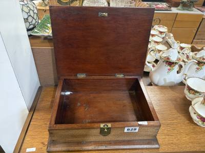 WOODEN BOX (DESK)