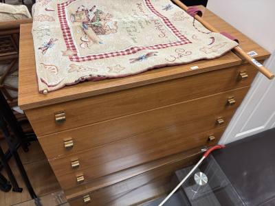 LAMINATE DRAWER CHEST
