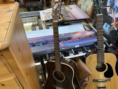 GOSHE ACOUSTIC GUITAR