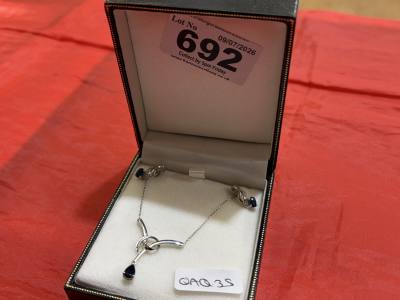 9 CT SAPPHIRE NECKLACE + EARRINGS