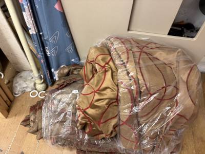 LOT OF  CURTAINS + POLE