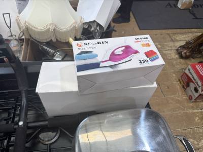 TOASTER (BOXED) + IRON