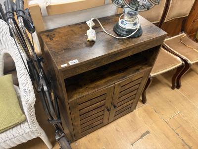MODERN SIDE UNIT