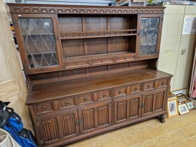 OAK DRESSER