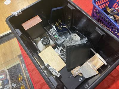 BOX OF DRESS JEWELLERY