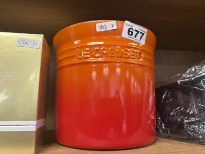 LE CREUSET POT