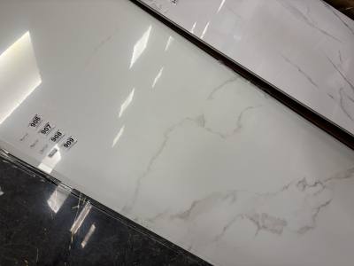 4 X COMPOSITE WALL PANELS G/WHITE