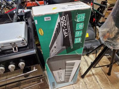 BOXED YAMAHA KEYBOARD