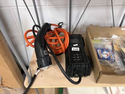ELECTRIC CAR CHARGER
