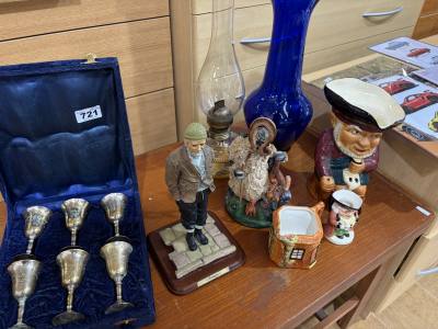 TABLE LOT