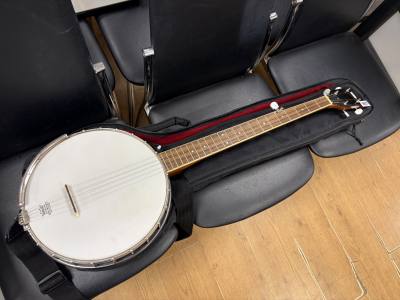 ROVER REMO BANJO + BAG