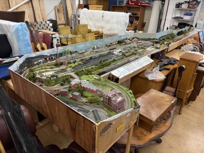 AWARD WINNING TRAIN TRACK MODULE + TRAINS