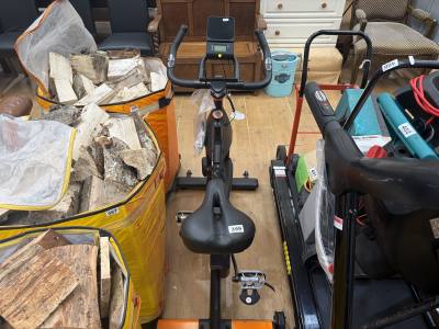 SPIN BIKE