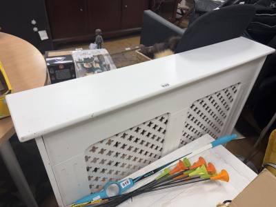 RADIATOR COVER