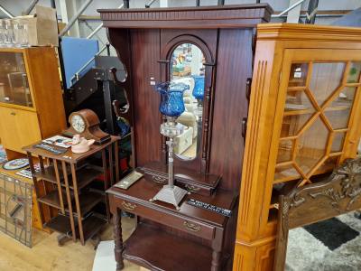MAHOGANY HALL STAND