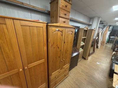 2 X PIECE PINE BEDROOM SUITE