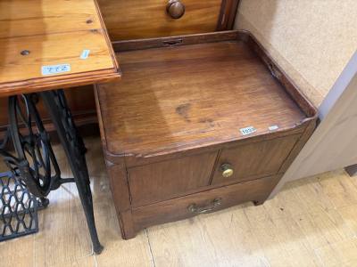 GIII NIGHTSTAND