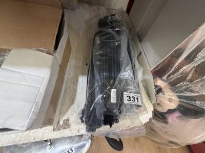LOT OF CABLE TIES