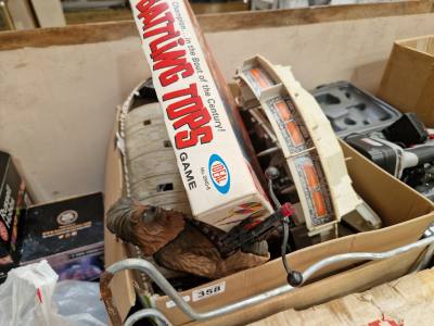 BOX OF STAR WARS TOYS