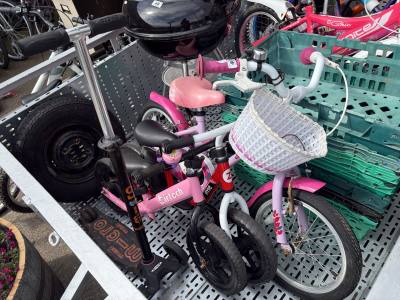 4 X CHILDREN'S BIKES/ SCOOTER