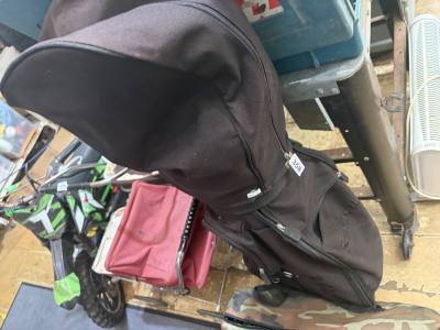 GOLF BAG + CLUBS