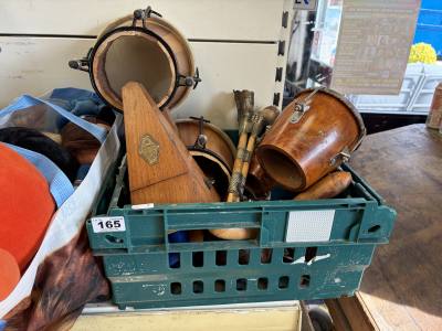 LOT OF INSTRUMENTS