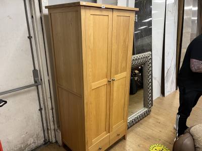 OAK WARDROBE