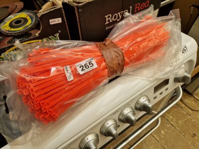 4 X 100 PIECE CABLE TIES