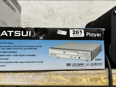 BOXED DVD PLAYER