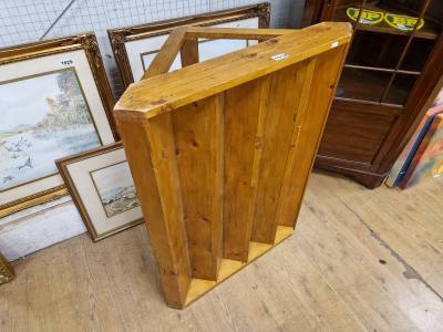 PINE DISPLAY STAND