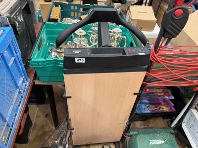 ELECTRIC TROUSER PRESS