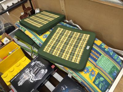 LOT OF OUTDOOR CUSHIONS