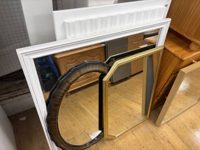 LOT OF MIRRORS