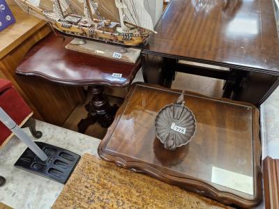 MAHOGANY TABLE NEST + SIDE TABLE