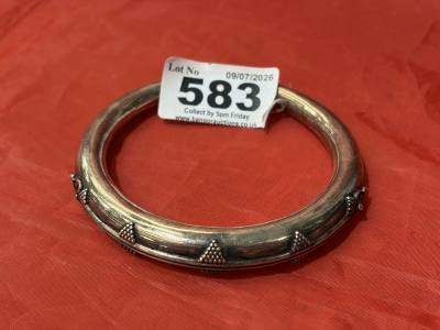 SILVER BANGLE