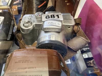PANASONIC CAMERA