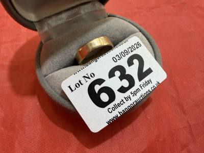 9CT GOLD WEDDING BAND (SIZE H)