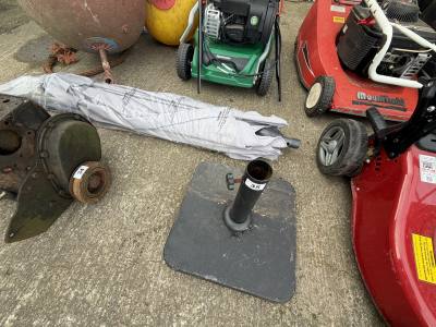 PARASOL + BASE
