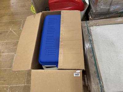 NEW ICE COOLER BOX + 6 X ICE PACKS