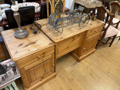 PINE DESK
