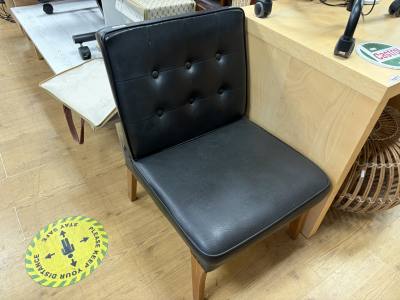 RETRO BEDROOM CHAIR