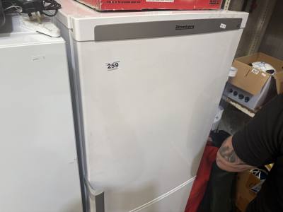 BLOMBERG FRIDGE  FREEZER