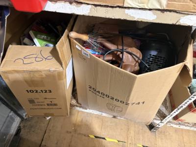 2 X BOXES OF CD'S + ODDS