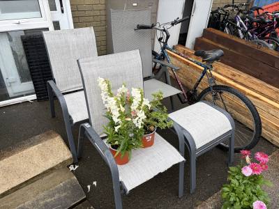 3 X GARDEN CHAIRS + 2 X STOOLS