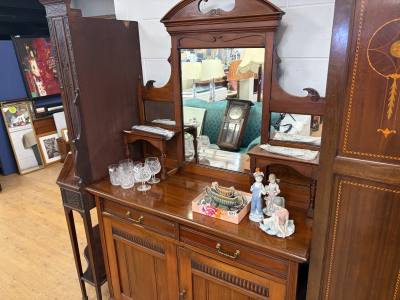 EDWARDIAN MIRROR BACK CHIFFONIER 