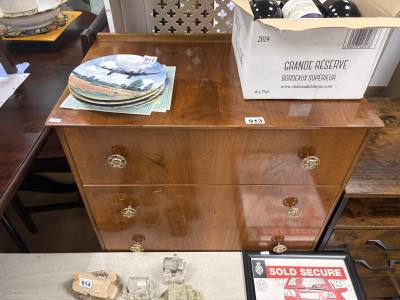 VENEERED DRAWER CHEST
