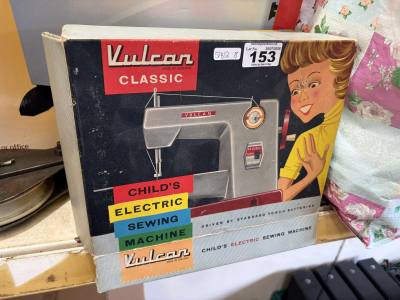VULCAN VINTAGE SEWING MACHINE