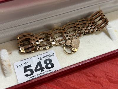 9CT GOLD GATE BRACELET (11.3 GRAMS)