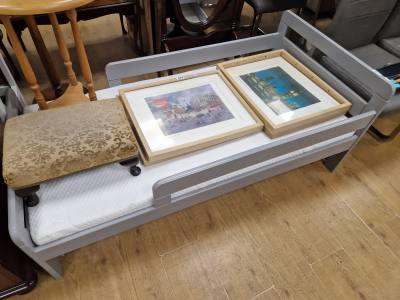 CHILDRENS STORAGE BED