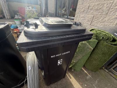 WHEELIE BIN
